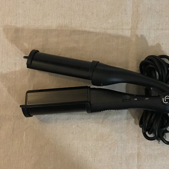 Professional Grade Waver & Curling Iron – 2" Ceramic - 450°F - Picture 11 of 15